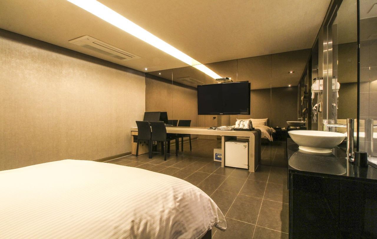 Haeundae Yeoubi Hotel Busan Extérieur photo