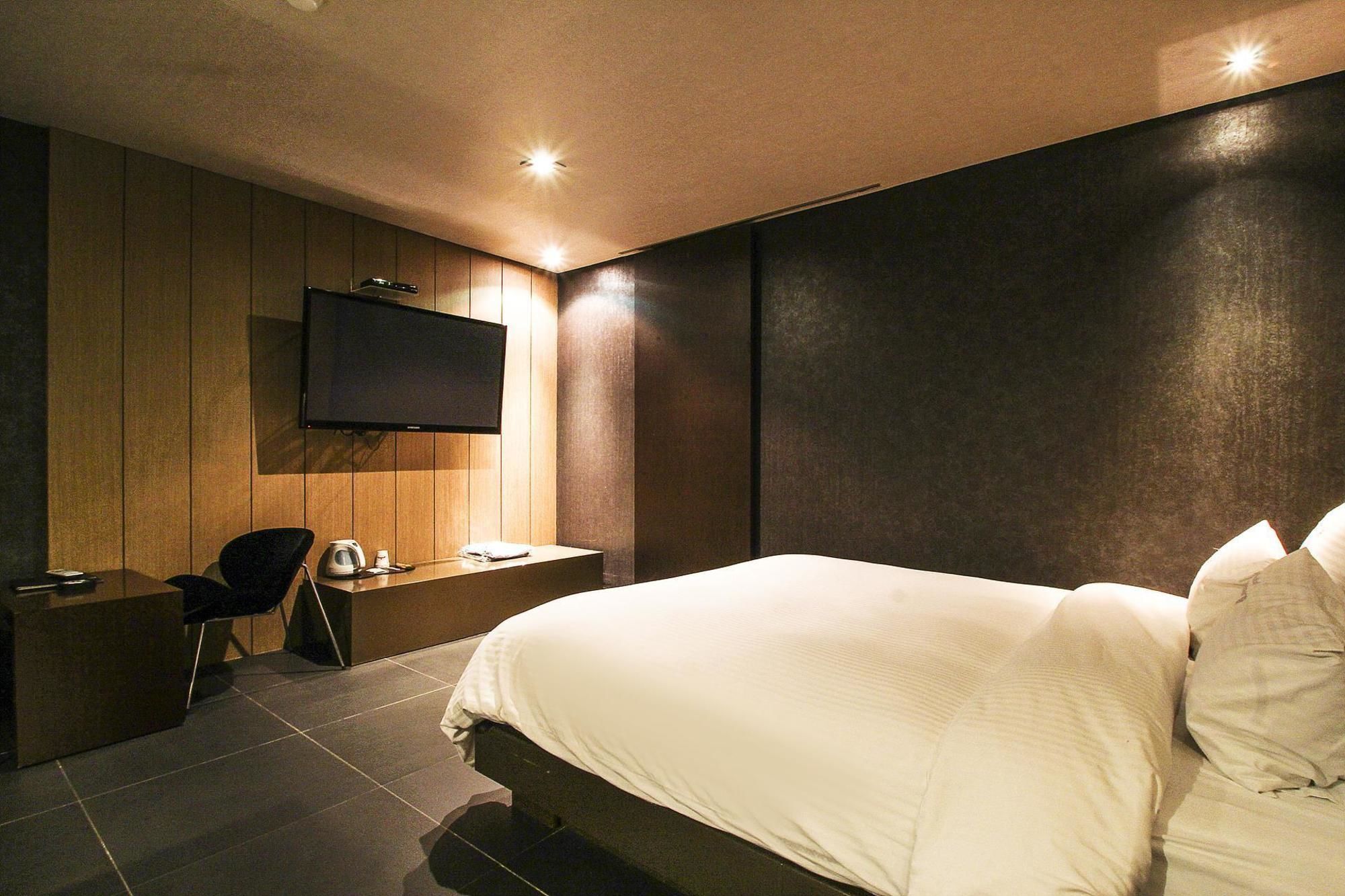 Haeundae Yeoubi Hotel Busan Extérieur photo